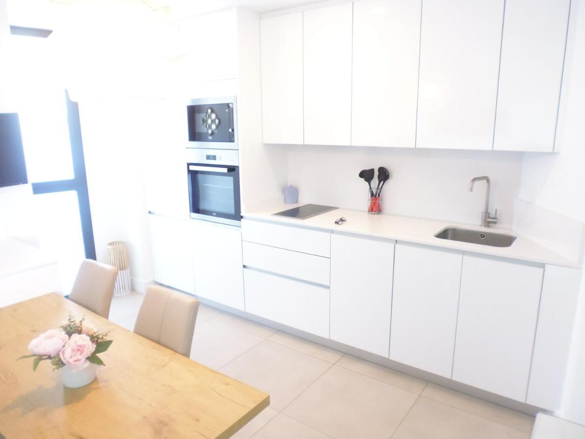 Apartamento Sealine Torrox Costa By The Beach Малага Екстериор снимка
