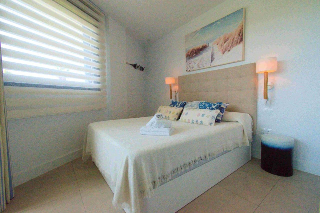 Apartamento Sealine Torrox Costa By The Beach Малага Екстериор снимка
