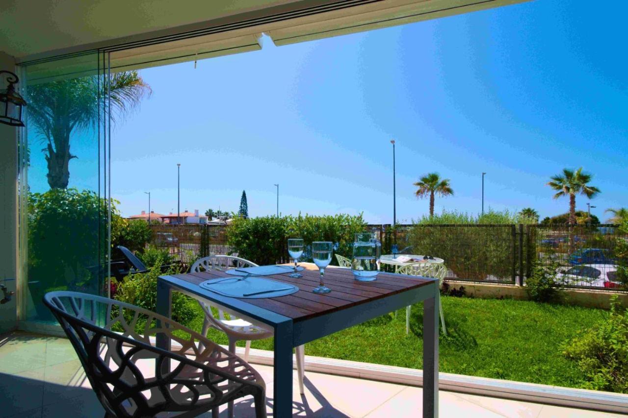 Apartamento Sealine Torrox Costa By The Beach Малага Екстериор снимка